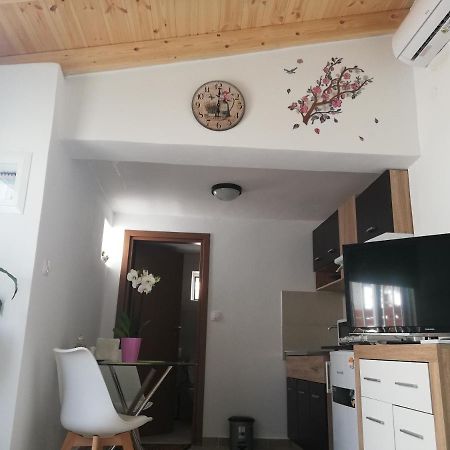 Small Studio With Yard Chania  Zewnętrze zdjęcie